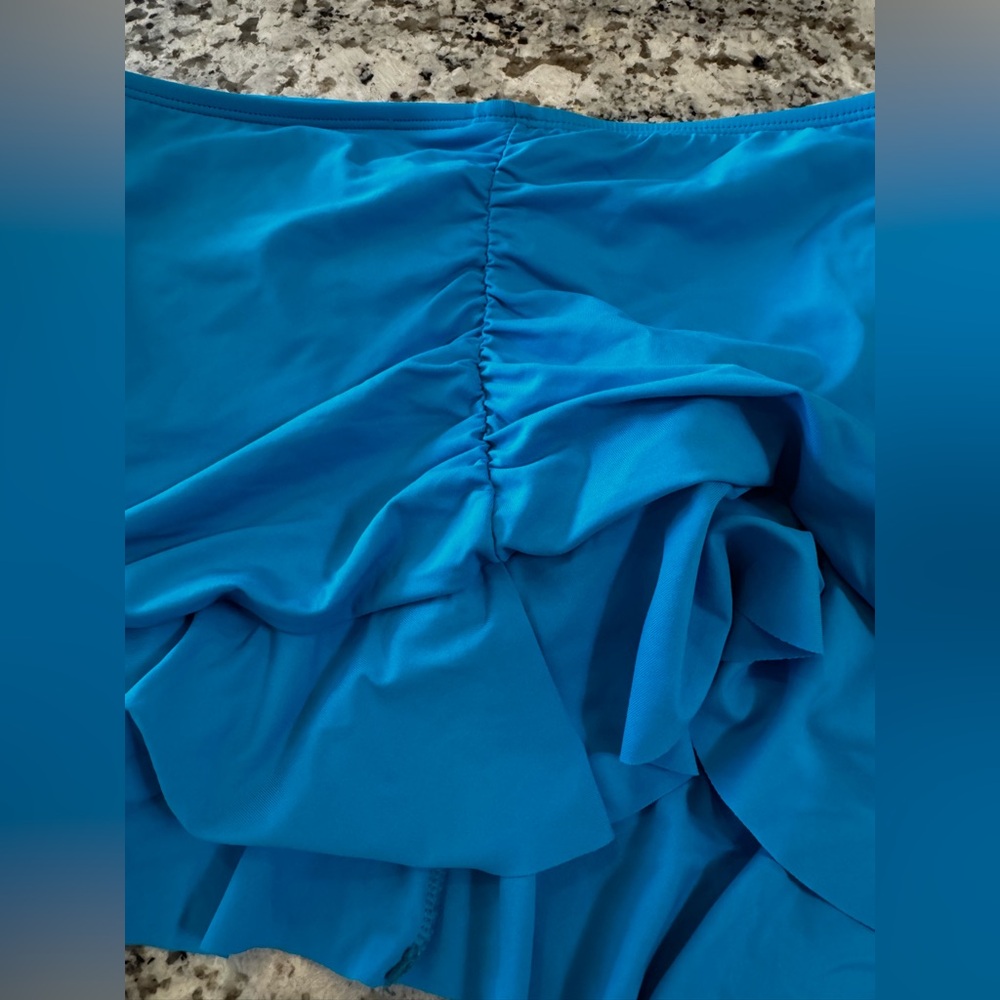La Blanca Turquoise Tankini Swimsuit - Picture 7 of 11